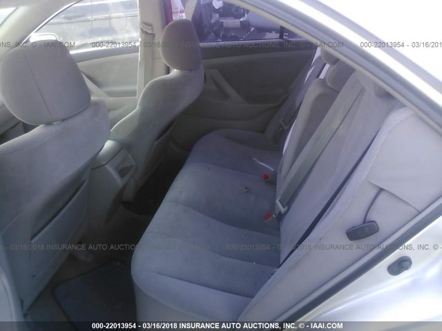 4T4BF3EK1BR166186 - 2011 TOYOTA CAMRY SE/LE/XLE SILVER photo 8