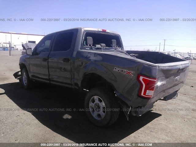 1FTEW1EP1HKC41579 - 2017 FORD F150 SUPERCREW GRAY photo 3