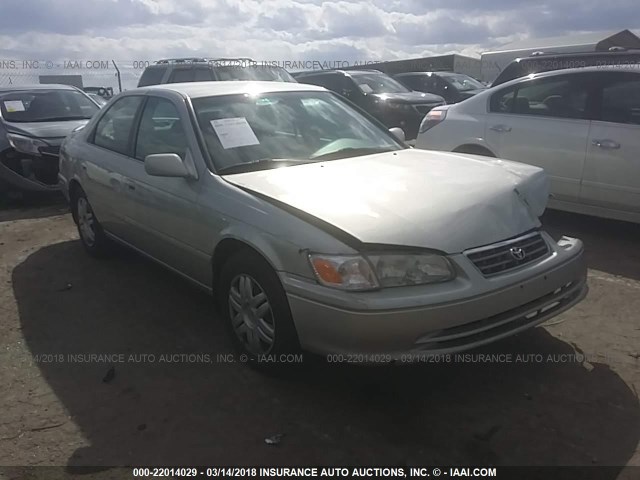 4T1BG22KX1U036251 - 2001 TOYOTA CAMRY CE/LE/XLE 银色 照片 1