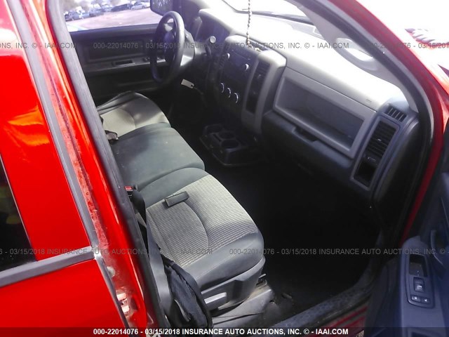 1C6RD6FT5CS310533 - 2012 DODGE RAM 1500 ST RED photo 5