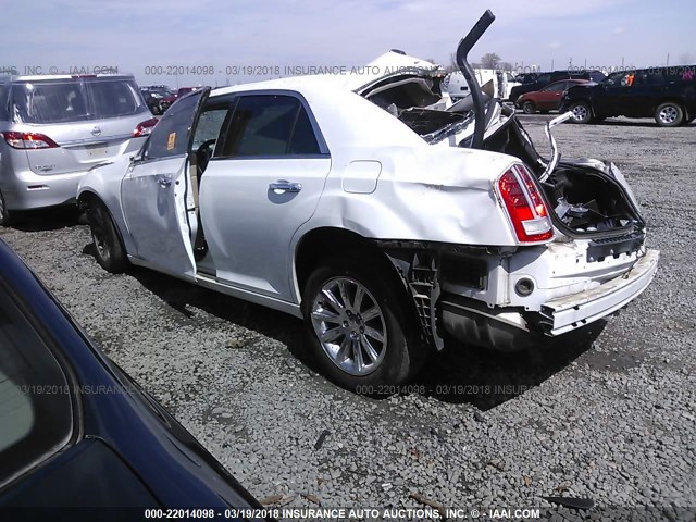 2C3CCAET4DH585149 - 2013 CHRYSLER 300C WHITE photo 3