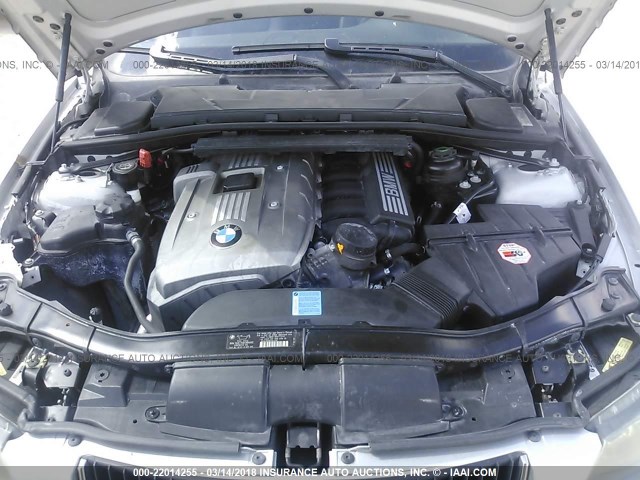 WBAVT13516KW23146 - 2006 BMW 325 XIT SILVER photo 10