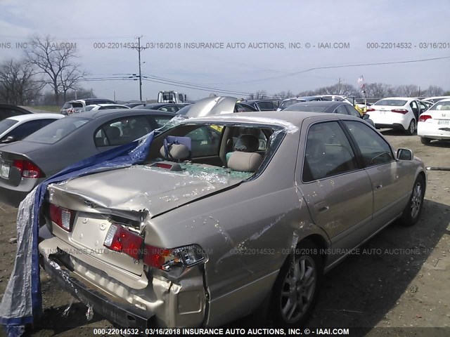 JT2BF22K010312234 - 2001 TOYOTA CAMRY CE/LE/XLE GOLD photo 4