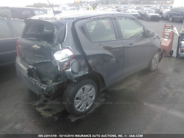 KL8CB6SA0GC581453 - 2016 CHEVROLET SPARK LS GRAY photo 4