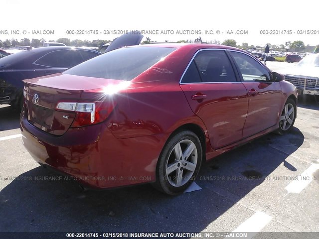 4T1BF1FK7CU626112 - 2012 TOYOTA CAMRY SE/LE/XLE RED photo 4