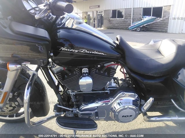 1HD1KHM15BB678992 - 2011 HARLEY-DAVIDSON FLTRX 黑色 照片 9