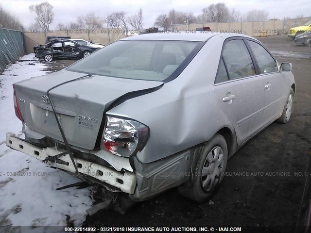 4T1BE32K04U821930 - 2004 TOYOTA CAMRY LE/XLE/SE SILVER photo 4