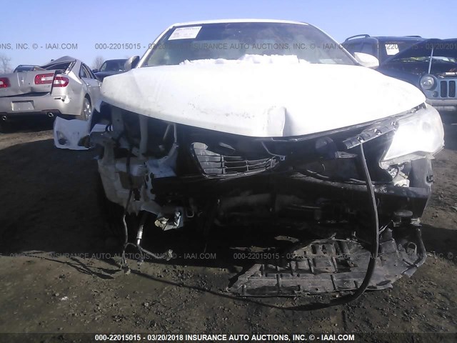 4T1BF1FK2DU287616 - 2013 TOYOTA CAMRY L/SE/LE/XLE WHITE photo 6