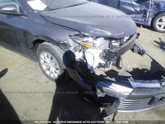 4T4BF1FK0GR575984 - 2016 TOYOTA CAMRY LE/XLE/SE/XSE GRAY photo 6