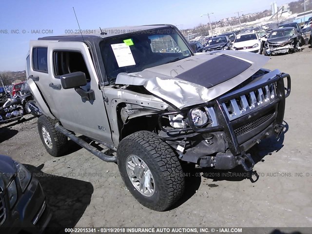 5GTDN13E978215249 - 2007 HUMMER H3 GOLD photo 1