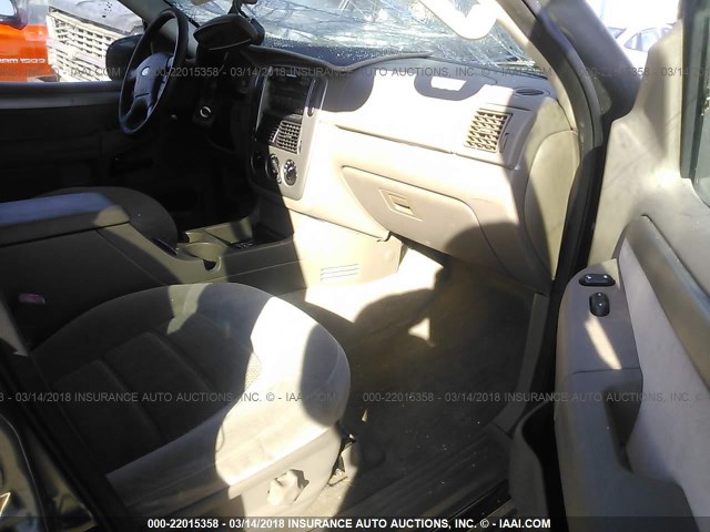 1FMZU63K24ZB36350 - 2004 FORD EXPLORER XLT/XLT SPORT/NBX GRAY photo 5