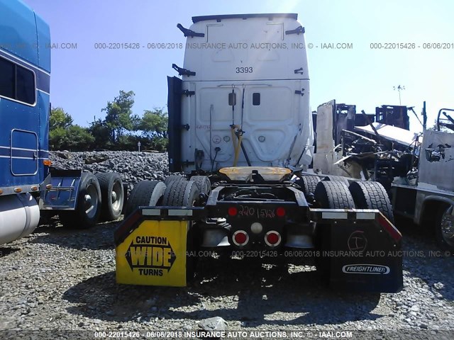 3AKJGLD59ESFX3637 - 2014 FREIGHTLINER CASCADIA 125  WHITE photo 8