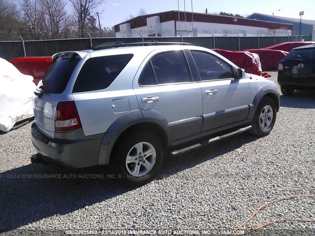 KNDJD733145315728 - 2004 KIA SORENTO EX/LX BLUE photo 4