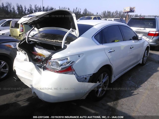 1N4AL3AP8DC294136 - 2013 NISSAN ALTIMA 2.5/S/SV/SL WHITE photo 4