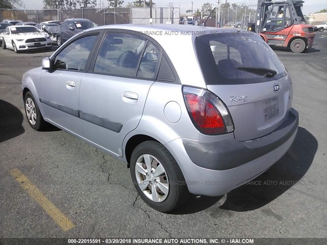 KNADE163786305298 - 2008 KIA RIO 5 SX SILVER photo 3