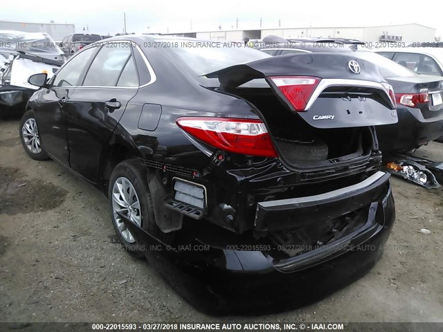 4T1BF1FK3HU797978 - 2017 TOYOTA CAMRY LE/XLE/SE/XSE BLACK photo 3