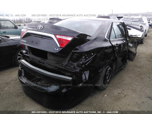4T1BF1FK3HU797978 - 2017 TOYOTA CAMRY LE/XLE/SE/XSE BLACK photo 4