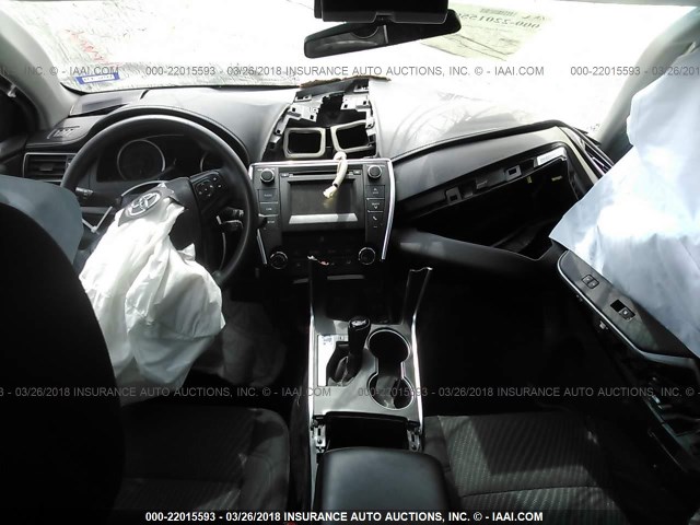 4T1BF1FK3HU797978 - 2017 TOYOTA CAMRY LE/XLE/SE/XSE BLACK photo 5