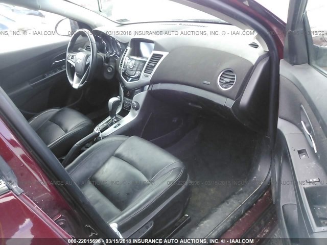 1G1PE5SB7F7115232 - 2015 CHEVROLET CRUZE LT MAROON photo 5