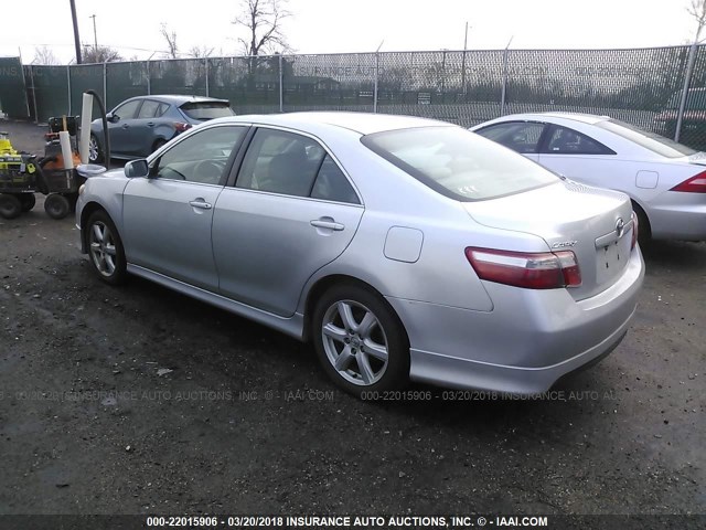 4T1BE46K17U598429 - 2007 TOYOTA CAMRY NEW GENERAT CE/LE/XLE/SE SILVER photo 3