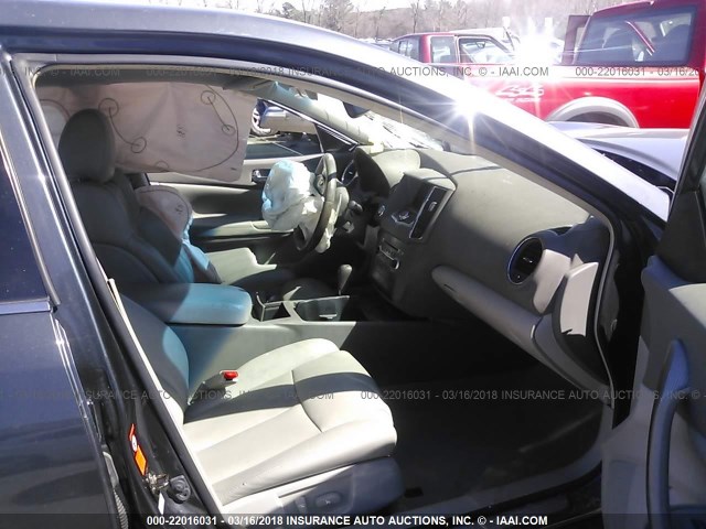 1N4AA51E09C856182 - 2009 NISSAN MAXIMA S/SV GRAY photo 5