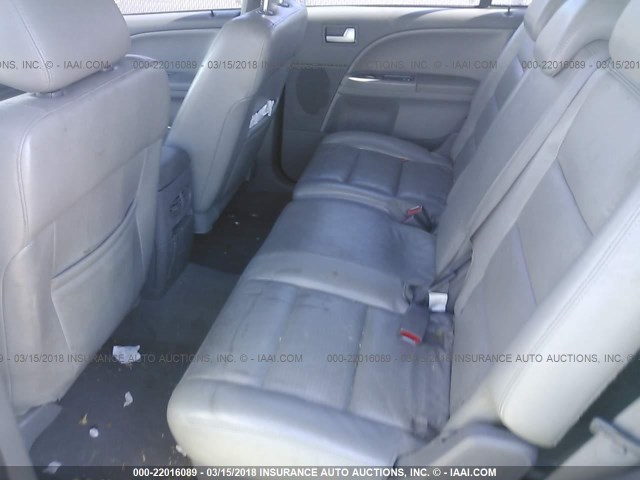 1FMDK05145GA38659 - 2005 FORD FREESTYLE SEL SILVER photo 8