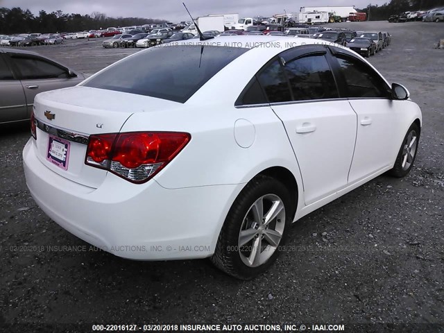 1G1PG5SCXC7384176 - 2012 CHEVROLET CRUZE LT WHITE photo 4