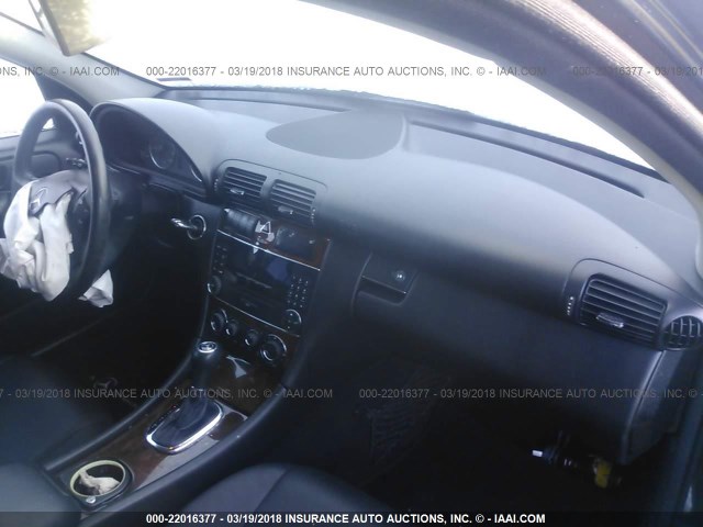 WDBRF54H37A936636 - 2007 MERCEDES-BENZ C 280 BLACK photo 5