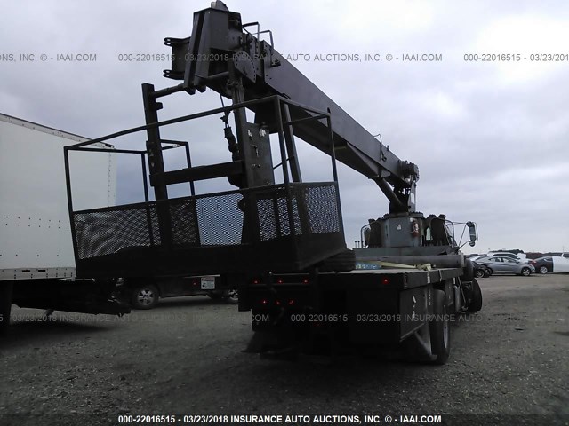 1GDM7H1C7XJ505926 - 1999 GMC C-SERIES C7H042 BLACK photo 4