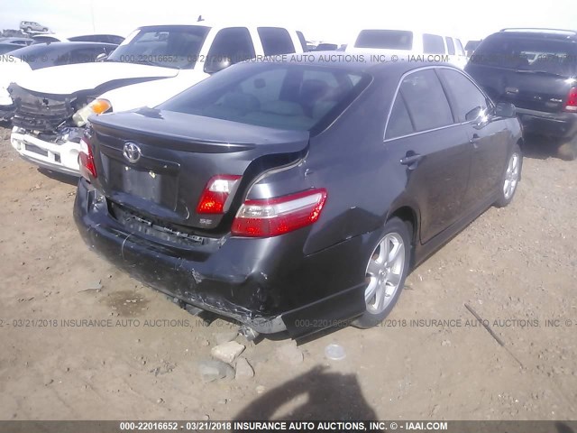 4T1BE46K07U159626 - 2007 TOYOTA CAMRY NEW GENERAT CE/LE/XLE/SE GRAY photo 4