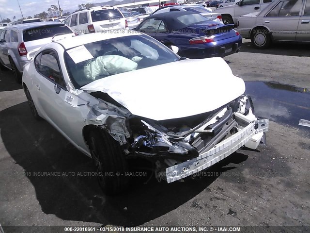 JF1ZNAA16F9702825 - 2015 TOYOTA SCION FR-S თეთრი ფოტო 1