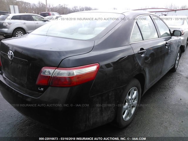 4T4BE46K38R018668 - 2008 TOYOTA CAMRY CE/LE/XLE/SE BLACK photo 4