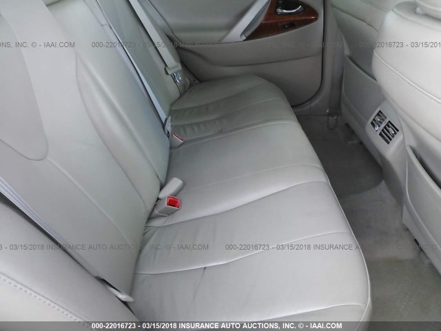 4T1BK3EK0AU111409 - 2010 TOYOTA CAMRY SE/LE/XLE Черный фото 8