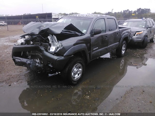 5TFJX4GN6EX027548 - 2014 TOYOTA TACOMA DOUBLE CAB ნაცრისფერი ფოტო 2