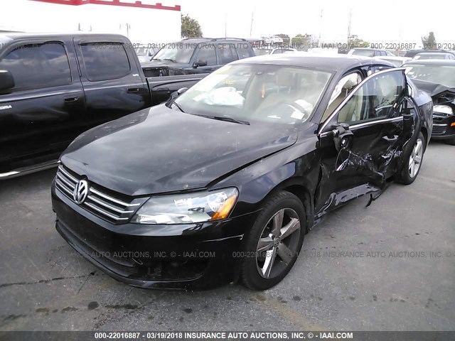 1VWBH7A32DC085556 - 2013 VOLKSWAGEN PASSAT SE BLACK photo 2