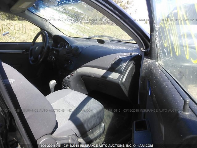 KL1TD56697B146350 - 2007 CHEVROLET AVEO LS BLACK photo 5