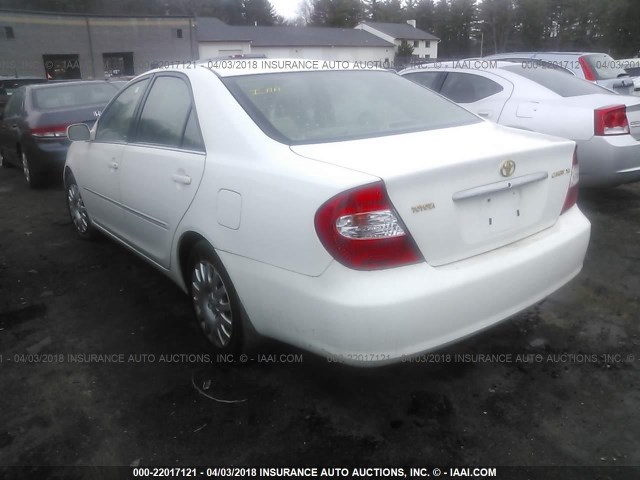 4T1BE30K32U047981 - 2002 TOYOTA CAMRY LE/XLE/SE WHITE photo 3