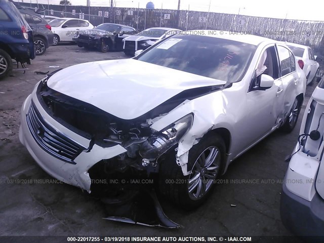 JN1CV6AP2DM306714 - 2013 INFINITI G37 JOURNEY/SPORT WHITE photo 2