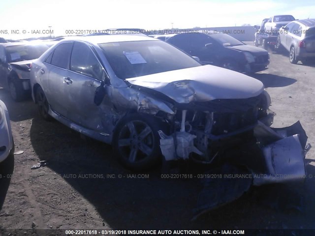 4T1BF1FK0CU147093 - 2012 TOYOTA CAMRY SE/LE/XLE 银色 照片 1