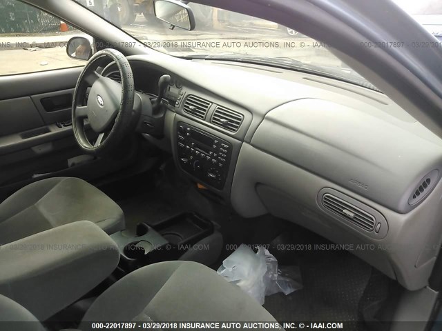 1FAFP53U06A126935 - 2006 FORD TAURUS SE BLUE photo 5