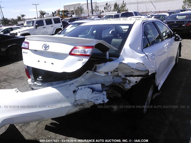 4T1BF1FK5EU838705 - 2014 TOYOTA CAMRY L/SE/LE/XLE WHITE photo 4