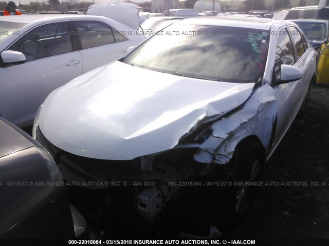 4T1BF1FK9FU102528 - 2015 TOYOTA CAMRY LE/XLE/SE/XSE WHITE photo 6