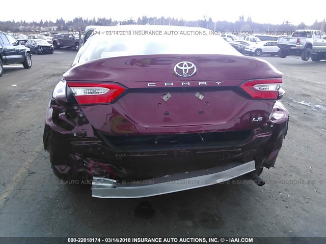 4T1B11HKXJU513666 - 2018 TOYOTA CAMRY L/LE/XLE/SE/XSE RED photo 6