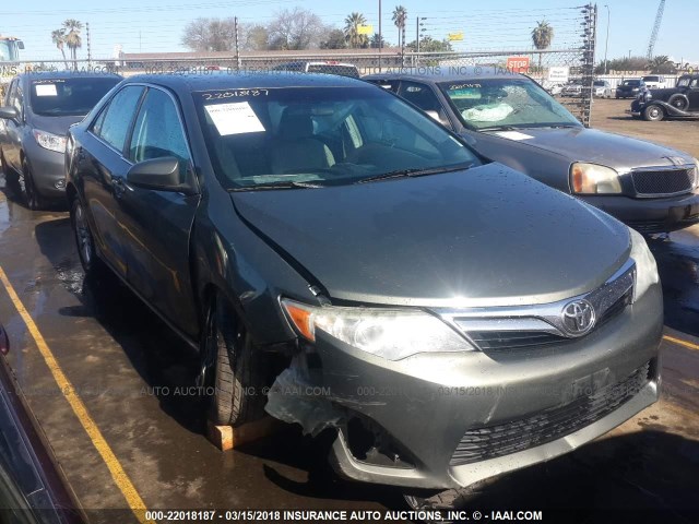 4T4BF1FK5CR202305 - 2012 TOYOTA CAMRY SE/LE/XLE 绿色 照片 1