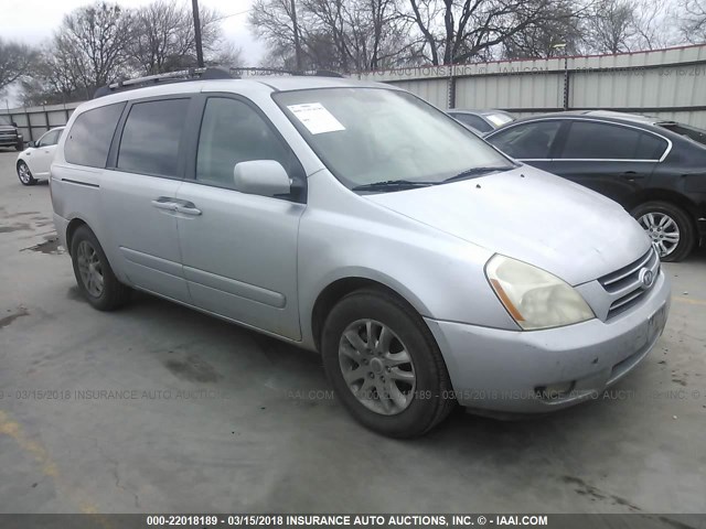 KNDMB233566069138 - 2006 KIA SEDONA EX/LX SILVER photo 1