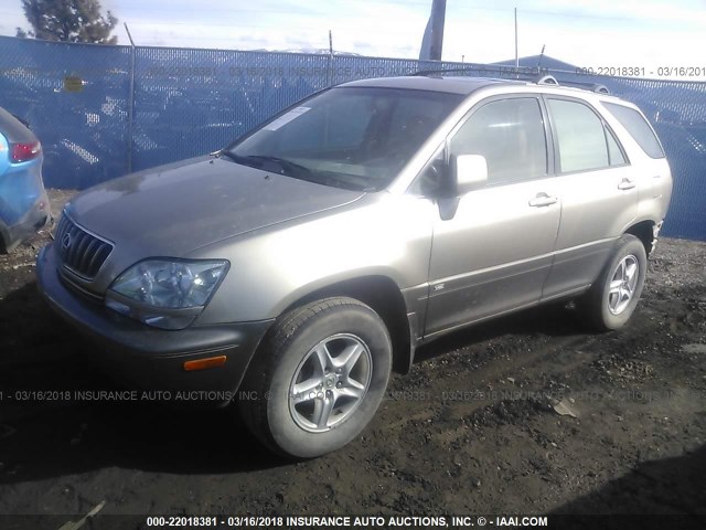 JTJGF10U820120604 - 2002 LEXUS RX 300 GOLD photo 2