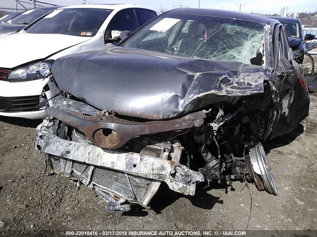 4T1BK3EK1BU131654 - 2011 TOYOTA CAMRY SE/LE/XLE ნაცრისფერი ფოტო 6