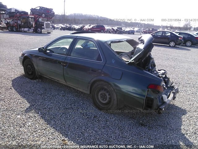 4T1BG22K2WU197409 - 1998 TOYOTA CAMRY CE/LE/XLE 绿色 照片 3