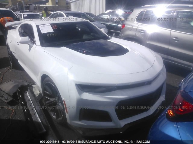 1G1FK1R63J0145240 - 2018 CHEVROLET CAMARO ZL1 WHITE photo 1