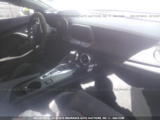 1G1FK1R63J0145240 - 2018 CHEVROLET CAMARO ZL1 白色 照片 5